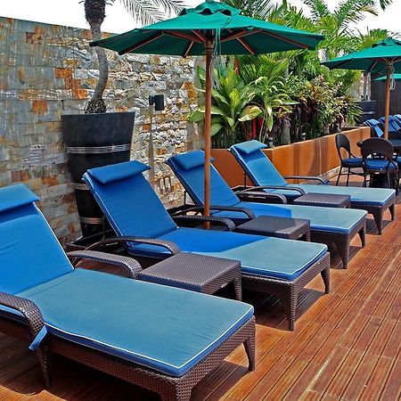 Queens Hotel Angeles City Zewnętrze zdjęcie