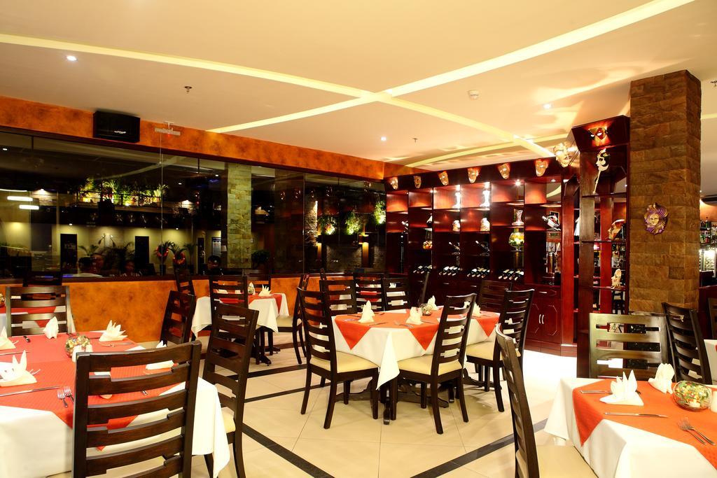 Queens Hotel Angeles City Zewnętrze zdjęcie