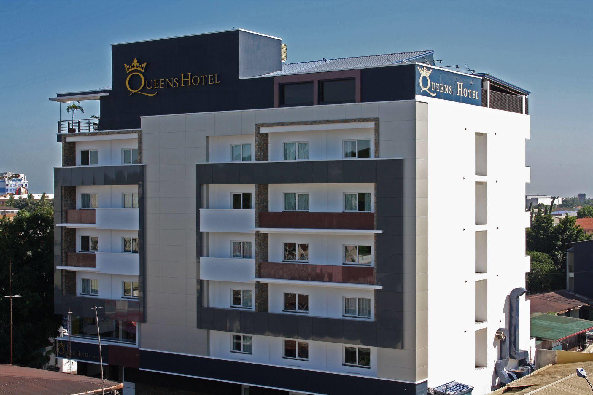 Queens Hotel Angeles City Zewnętrze zdjęcie